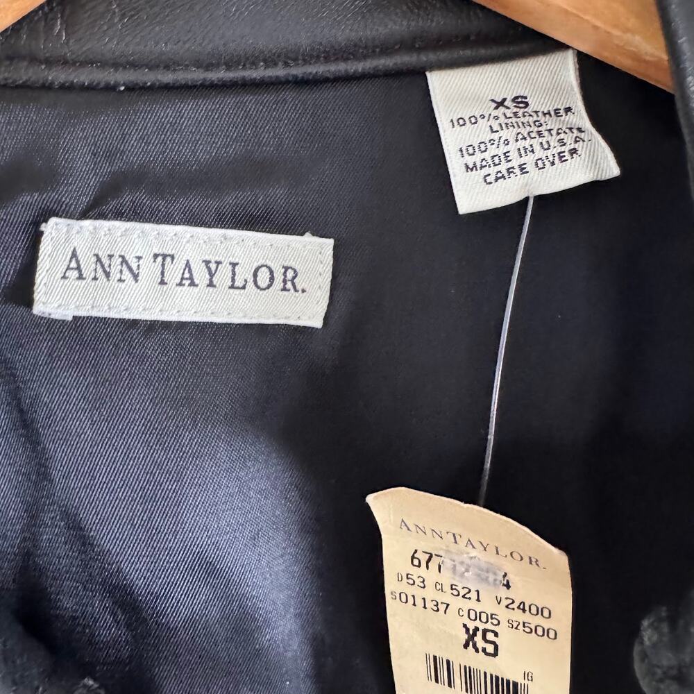 Vintage Ann Taylor Black Leather Full Zip Collared Vest Jacket USA XS Rare - Picture 3 of 6